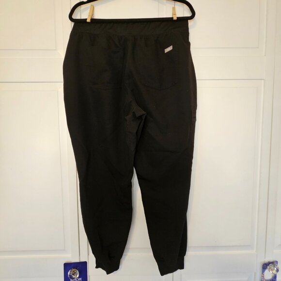 Figs Black Zamora™ High Waisted - Petite Jogger Scrub Pants XL - Black - petite - Picture 2 of 13